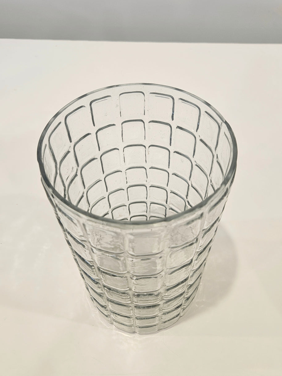 Checkered glass vase arrangement