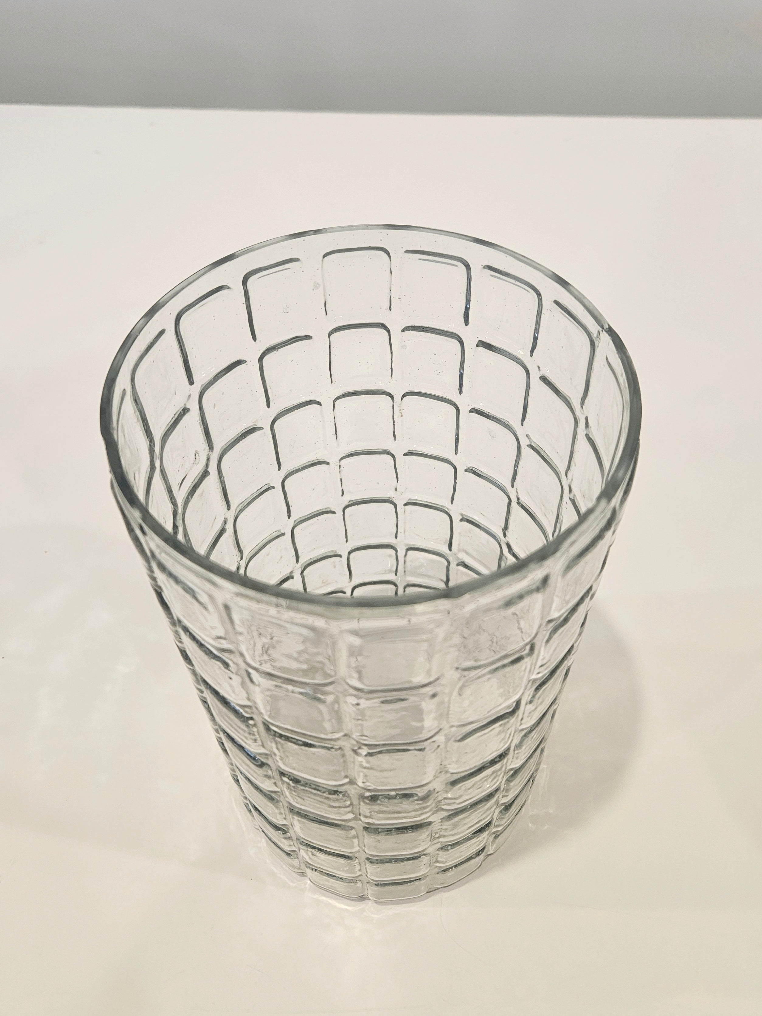 Checkered glass vase arrangement