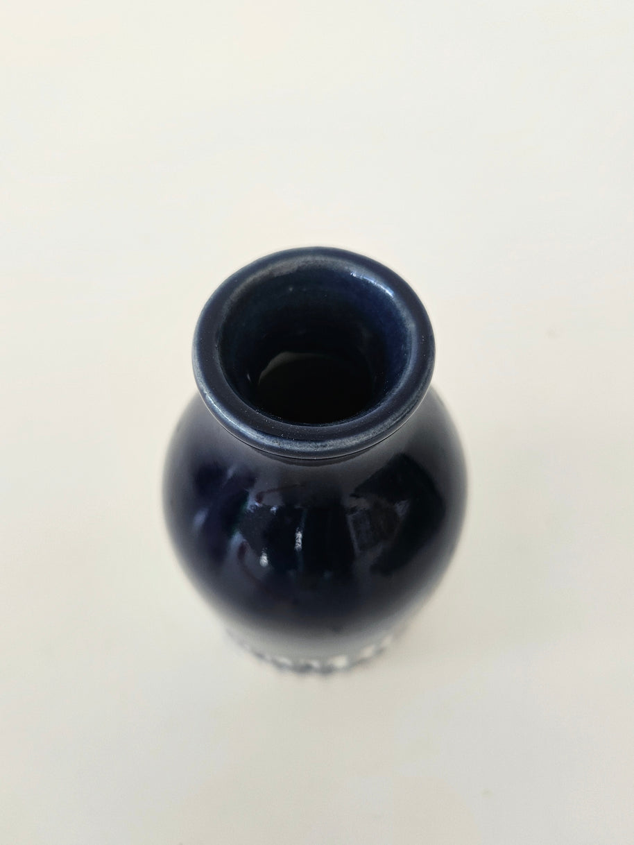 Modern blue ceramic vase arrangement