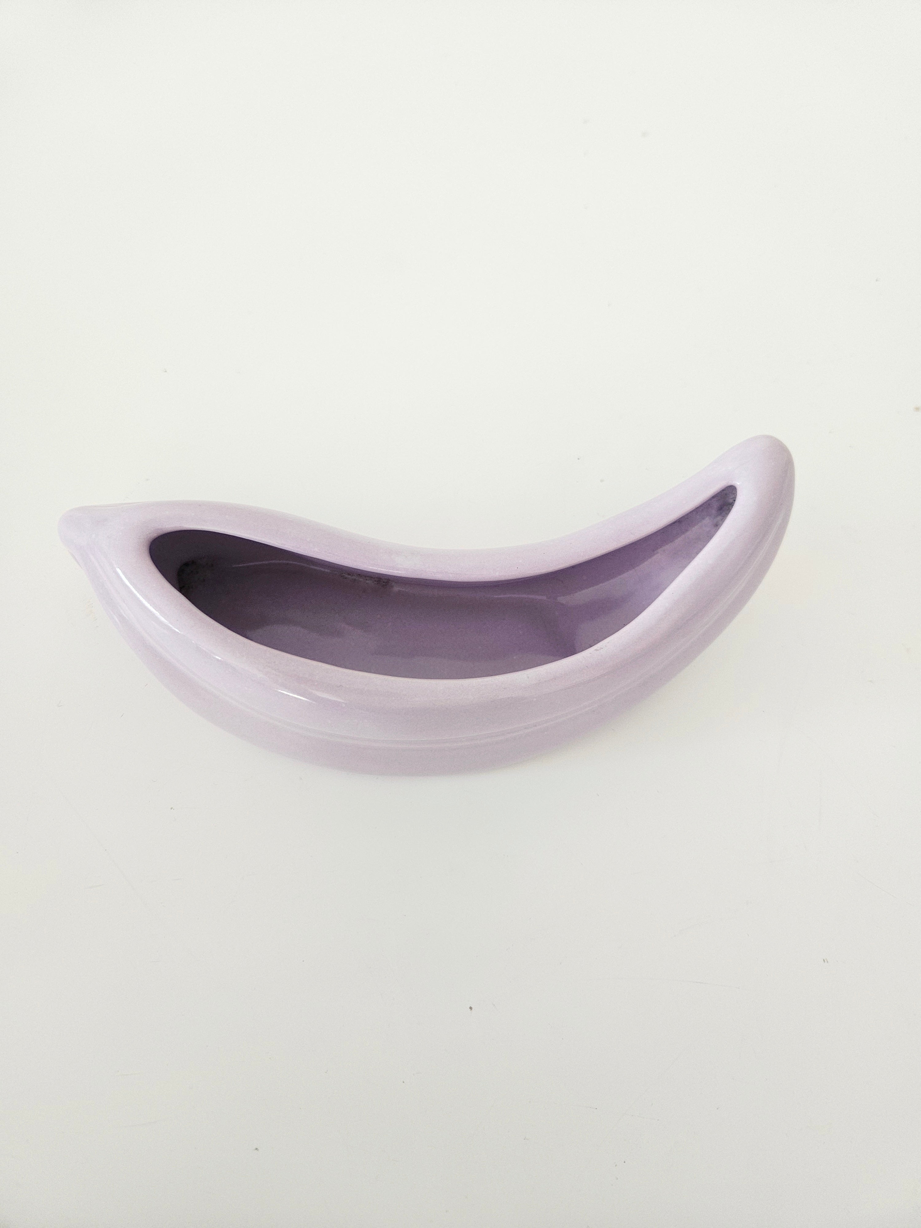 Crescent lilac table vase arrangement