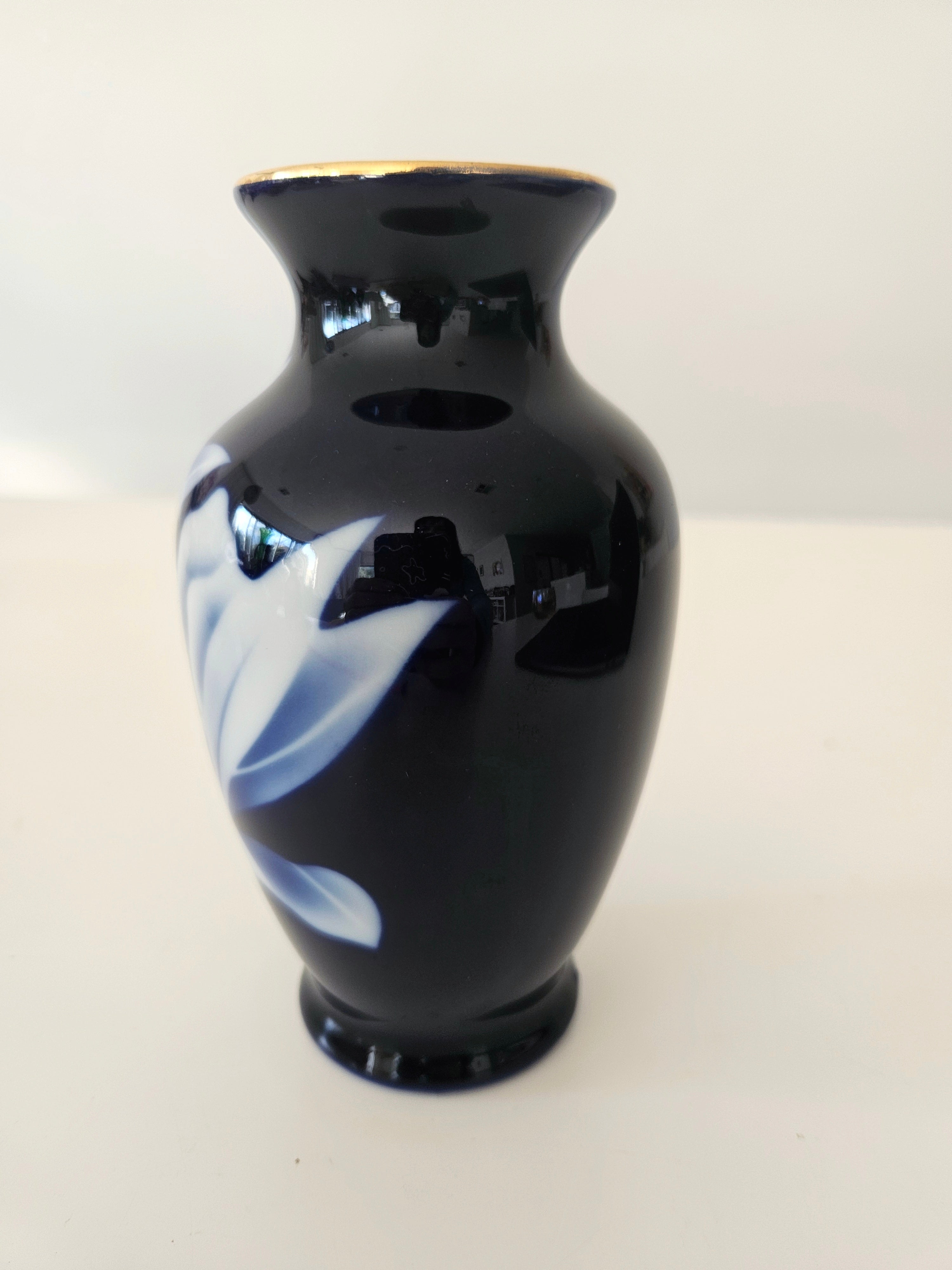 Deep blue Japanese art vase arrangement