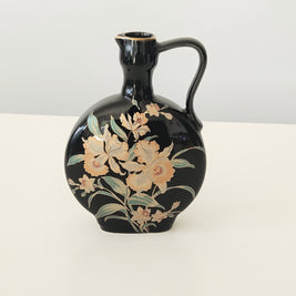 Black and gold Japanese ornamental vase arrangement
