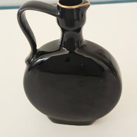 Black and gold Japanese ornamental vase arrangement