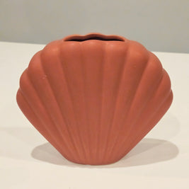 Peachy nude shell vase arrangement