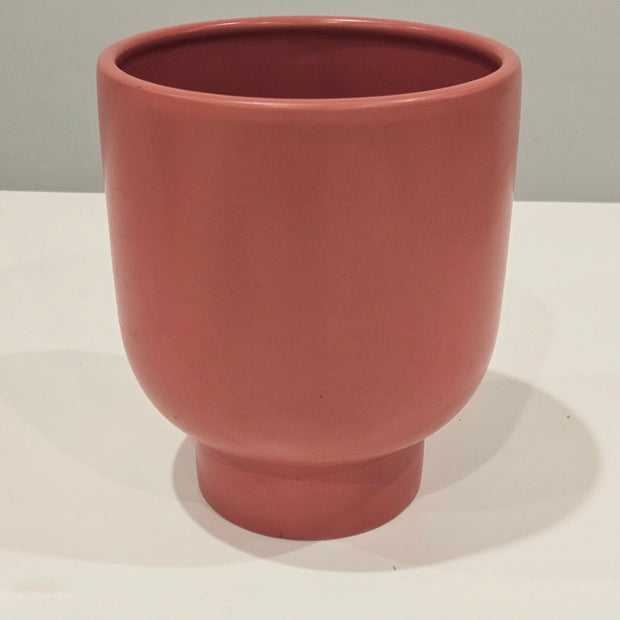 Peach ceramic pot arrangement