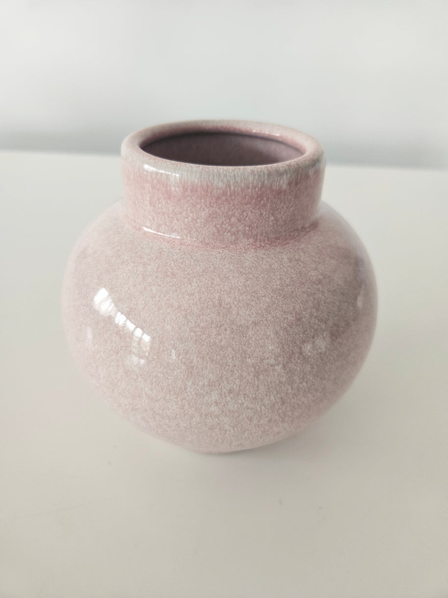 Speckled pink vase arrangement