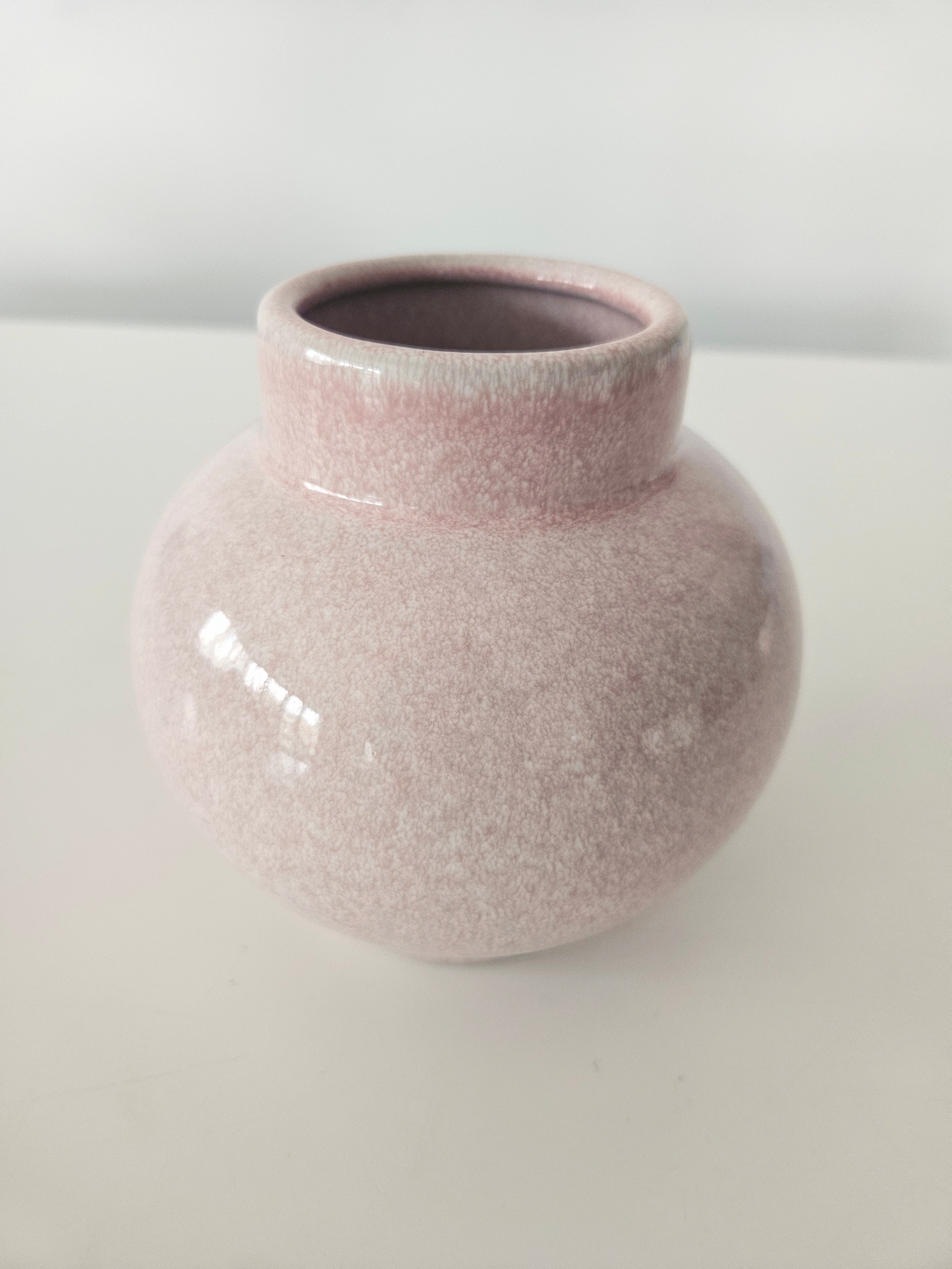 Speckled pink vase arrangement