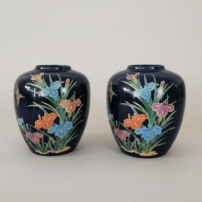 Blue Japanese art vases