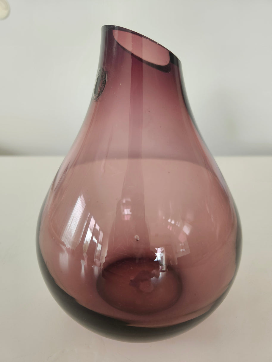 Purple bulb glass vase arrangement